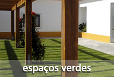 Amplos espaços verdes na Casa de Repouso